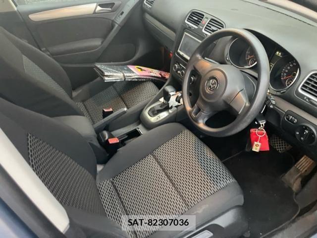 VolksWagen GOLF 2011-07 8746845-12