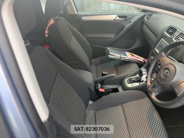 VolksWagen GOLF 2011-07 8746845-13