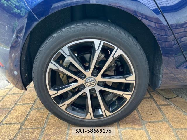 VolksWagen GOLF 2019-10 8746830-6