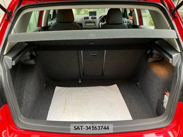 VolksWagen GOLF 2009-09 8746837-11
