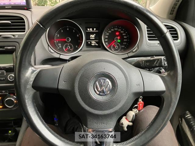 VolksWagen GOLF 2009-09 8746837-14