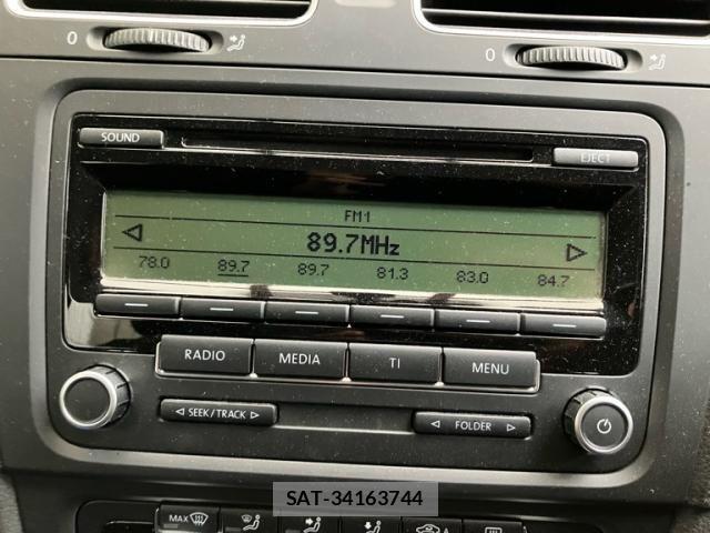 VolksWagen GOLF 2009-09 8746837-17