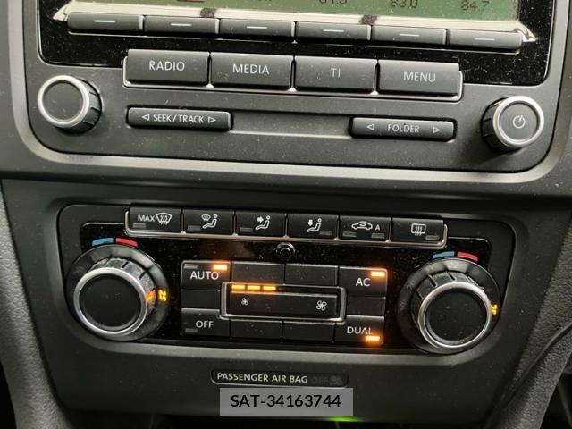 VolksWagen GOLF 2009-09 8746837-18