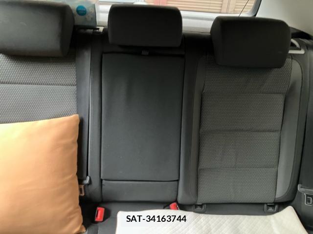 VolksWagen GOLF 2009-09 8746837-25