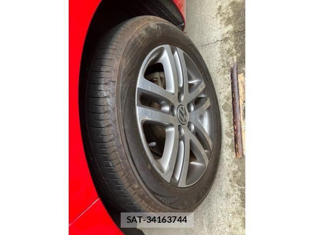 VolksWagen GOLF 2009-09 8746837-6