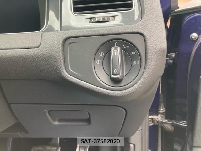 VolksWagen GOLF 2018-05 8746831-14