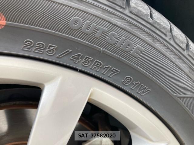 VolksWagen GOLF 2018-05 8746831-5