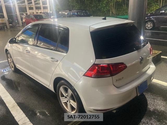 VolksWagen GOLF 2014-12 8746832-3