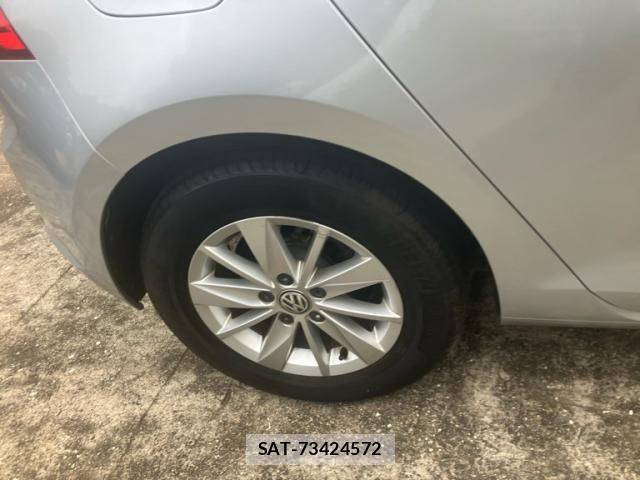 VolksWagen GOLF 2015-05 8746833-4