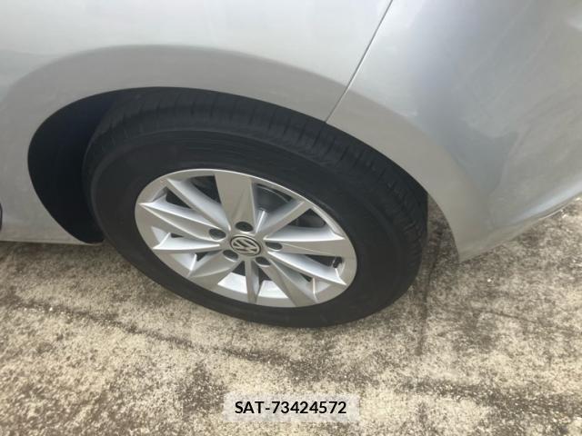 VolksWagen GOLF 2015-05 8746833-5