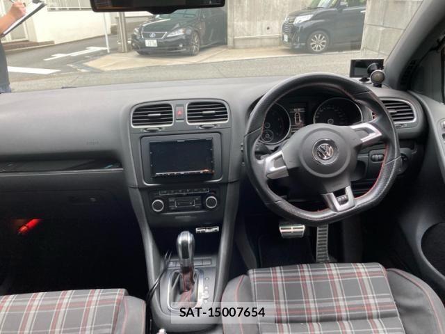 VolksWagen GOLF 2011-09 8746834-12