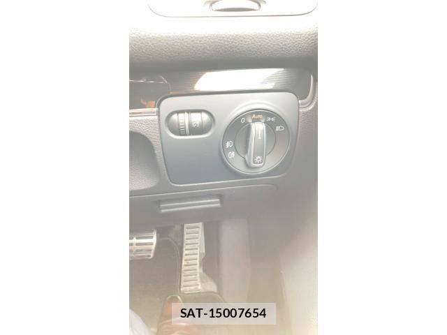 VolksWagen GOLF 2011-09 8746834-17