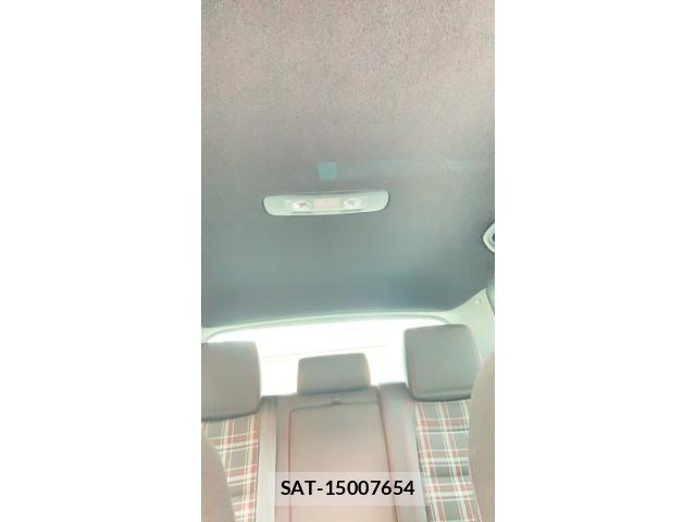VolksWagen GOLF 2011-09 8746834-24