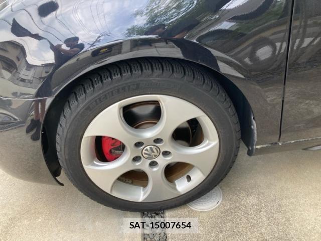 VolksWagen GOLF 2011-09 8746834-7