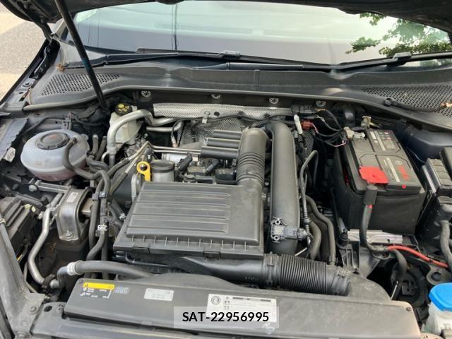 VolksWagen GOLF 2017-11 8782613-10