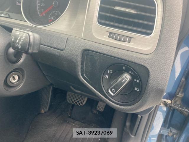 VolksWagen GOLF 2015-10 8782614-13