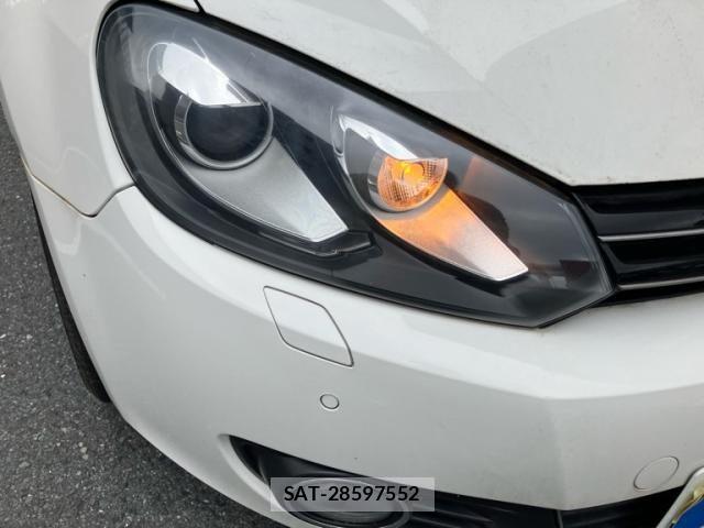 VolksWagen GOLF 2011-03 8782615-9
