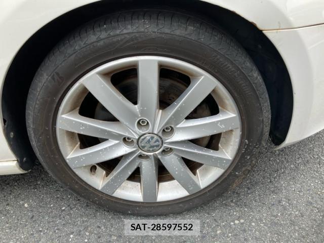 VolksWagen GOLF 2011-03 8782615-14