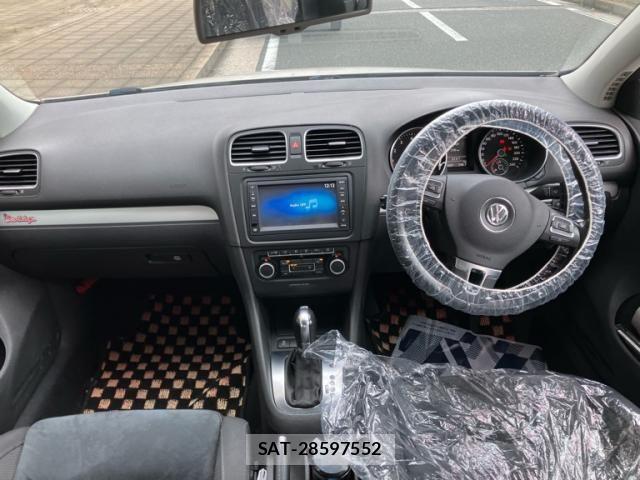 VolksWagen GOLF 2011-03 8782615-1