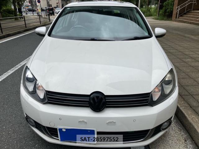 VolksWagen GOLF 2011-03 8782615-4