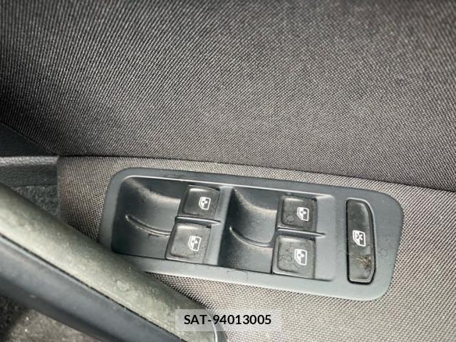 VolksWagen GOLF 2015-12 8797926-12