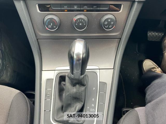 VolksWagen GOLF 2015-12 8797926-14