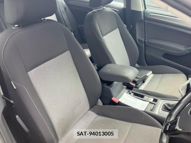 VolksWagen GOLF 2015-12 8797926-20