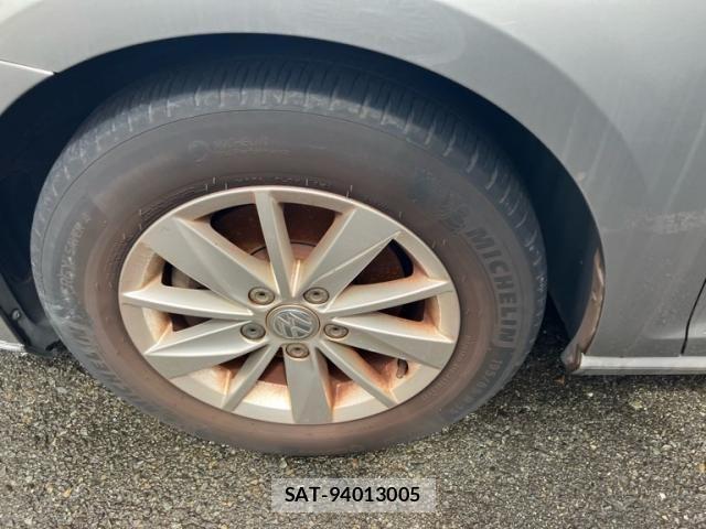 VolksWagen GOLF 2015-12 8797926-7