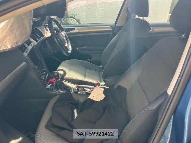 VolksWagen GOLF 2015-06 8797927-9