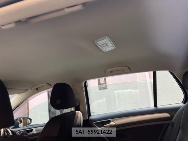 VolksWagen GOLF 2015-06 8797927-12