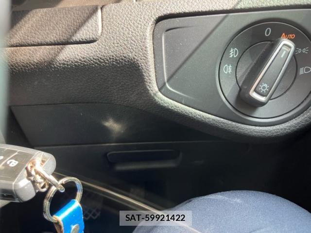 VolksWagen GOLF 2015-06 8797927-16