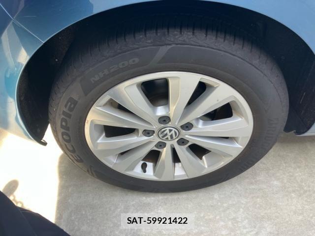 VolksWagen GOLF 2015-06 8797927-4