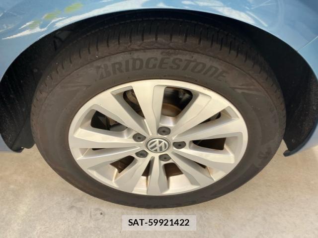 VolksWagen GOLF 2015-06 8797927-7