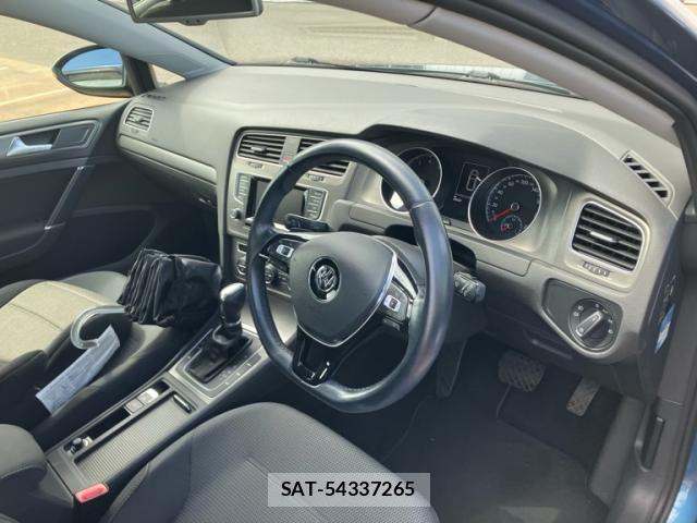 VolksWagen GOLF 2013-10 8832489-10