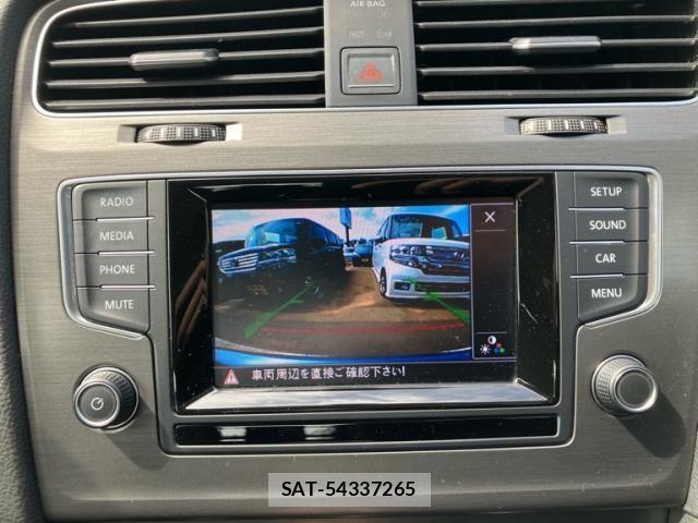 VolksWagen GOLF 2013-10 8832489-17