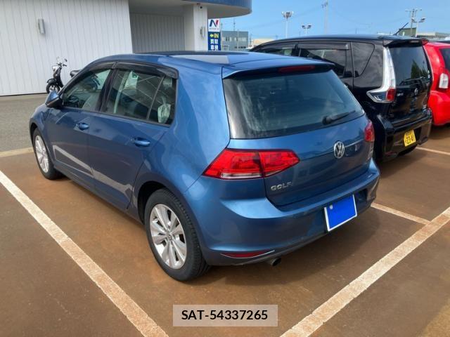 VolksWagen GOLF 2013-10 8832489-6
