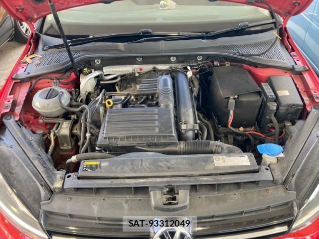 VolksWagen GOLF 2015-07 8832490-18
