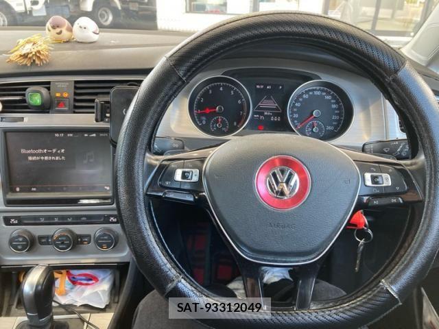 VolksWagen GOLF 2015-07 8832490-19