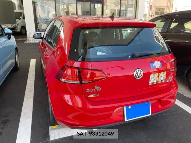 VolksWagen GOLF 2015-07 8832490-3