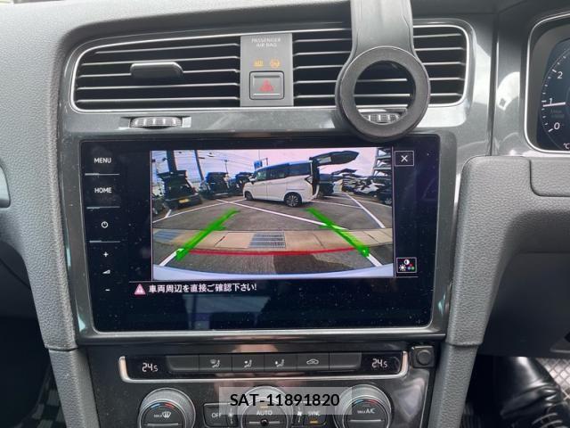 VolksWagen GOLF 2018-04 8832486-12