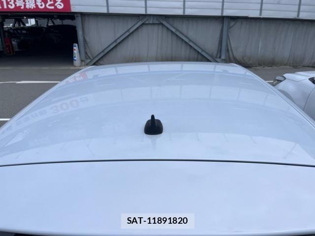 VolksWagen GOLF 2018-04 8832486-4