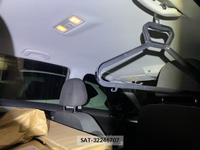 VolksWagen GOLF 2015-09 8851082-15