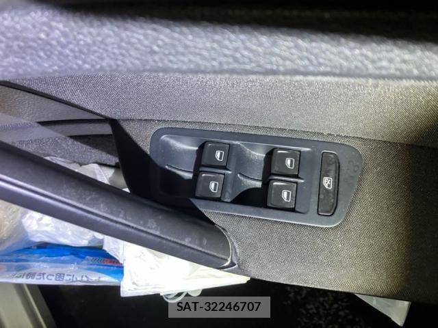 VolksWagen GOLF 2015-09 8851082-16