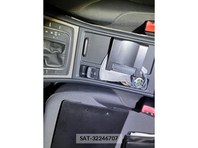 VolksWagen GOLF 2015-09 8851082-20