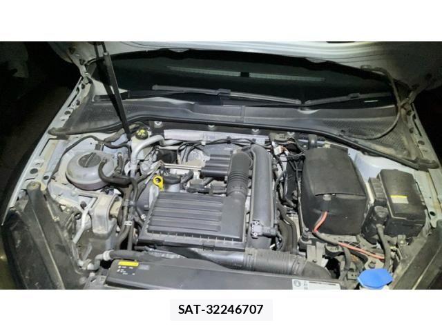 VolksWagen GOLF 2015-09 8851082-26