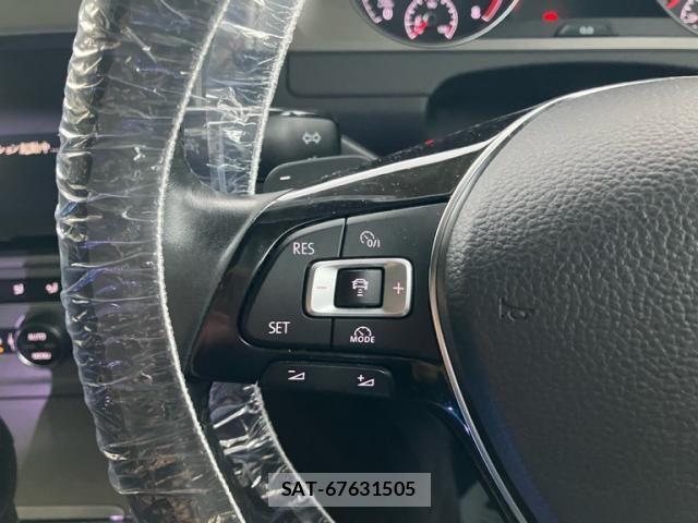 VolksWagen GOLF 2015-01 8882961-18