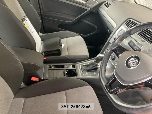VolksWagen GOLF 2016-10 8882964-16