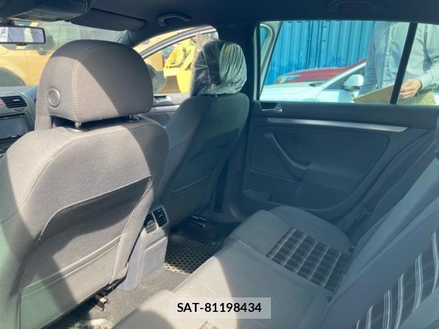 VolksWagen GOLF 2007-11 8882966-19