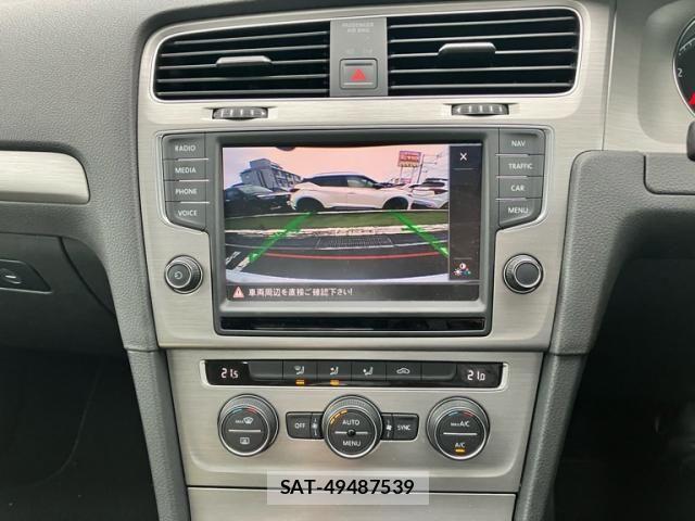 VolksWagen GOLF 2015-09 8882963-12