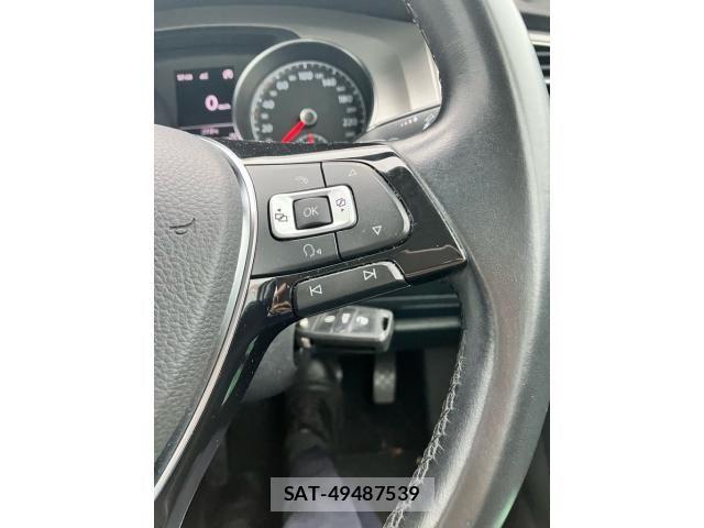 VolksWagen GOLF 2015-09 8882963-14